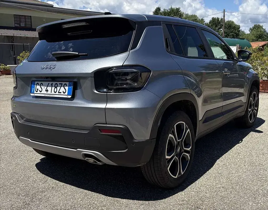 Usata Jeep Avenger Summit 101 CV (74 kW) 2024 SUV