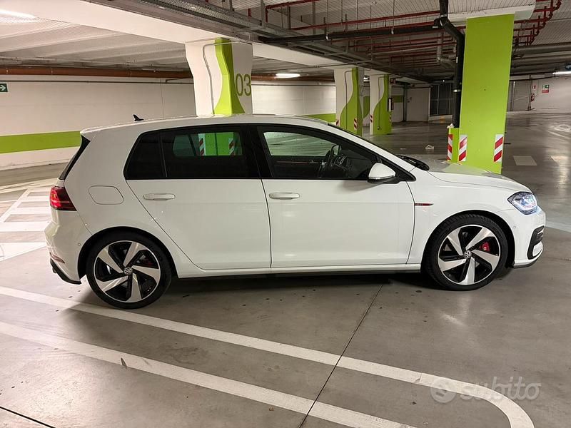 Usata VW Golf VII GTI 245 CV (180 kW) 2019 Bianco Berlina