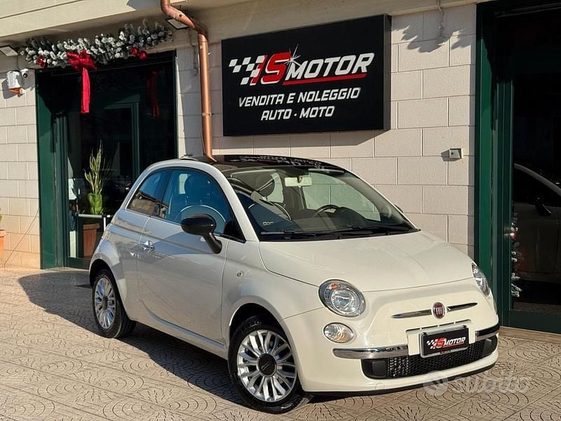 Bianco Usata 2015 Fiat 500 Lounge Berlina | 7500 € (Ottimo prezzo) - Immagine 1/4