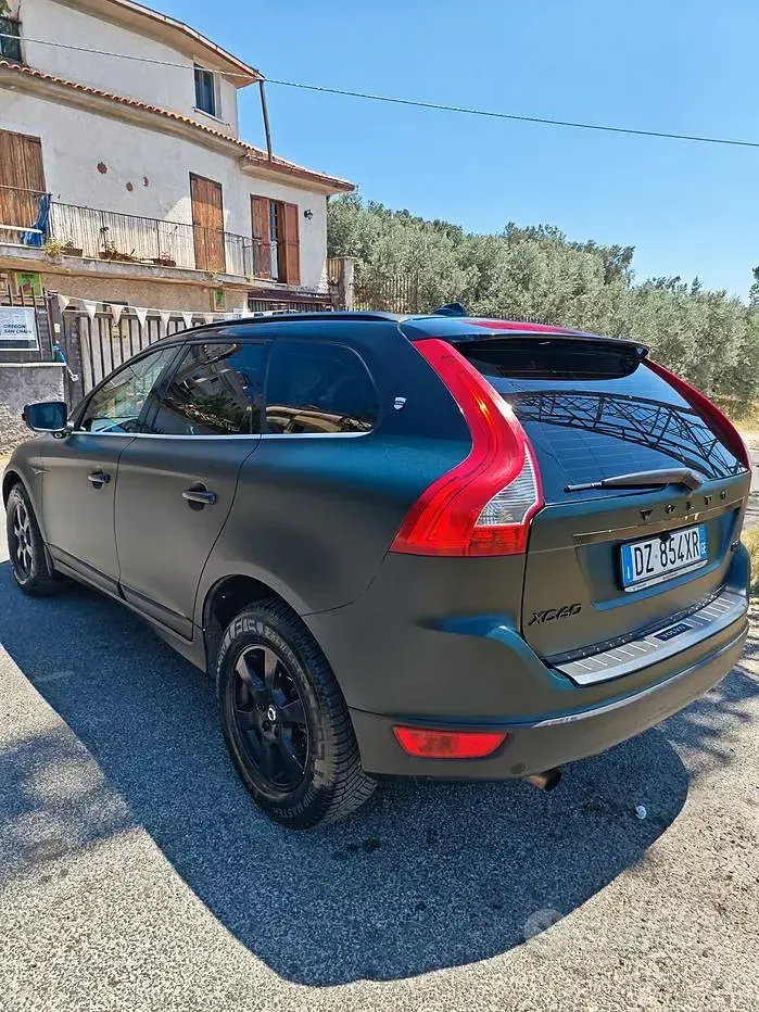 Usata Volvo XC60 175 CV (128 kW) 2010 Verde SUV