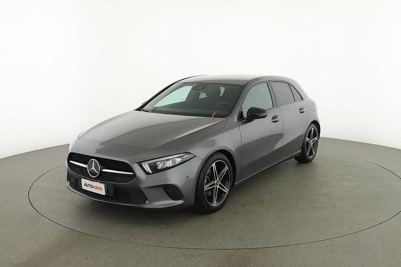 Usata Mercedes A180 Progressive 136 CV (100 kW) 2022 Grigio