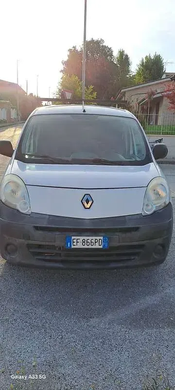 Usata Renault Kangoo Expression 65 CV (47 kW) 2011 Monovolume