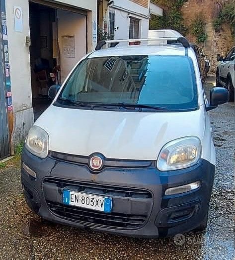 Bianco Usata 2012 Fiat Panda Furgone | 2000 € - Immagine 1/4