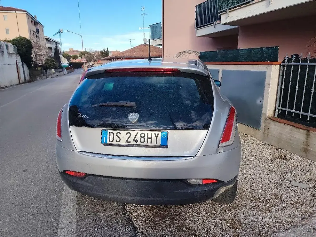 Usata Lancia Delta 2008 Utilitaria