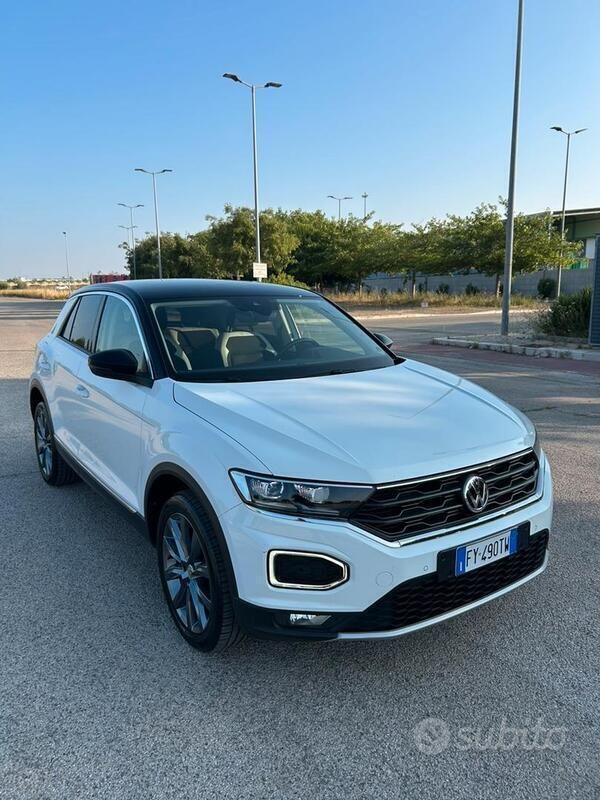 Usata VW T-Roc Advance 116 CV (85 kW) 2019 SUV