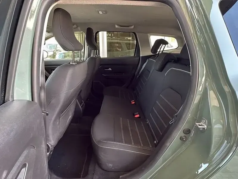 Usata Dacia Duster Journey 101 CV (74 kW) 2023 Verde SUV
