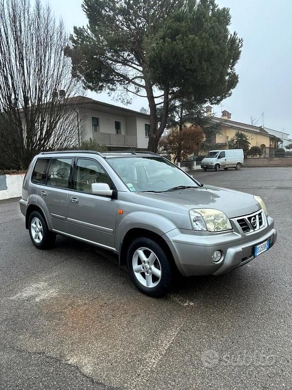 Usata Nissan X-Trail 114 CV (83 kW) 2002 SUV