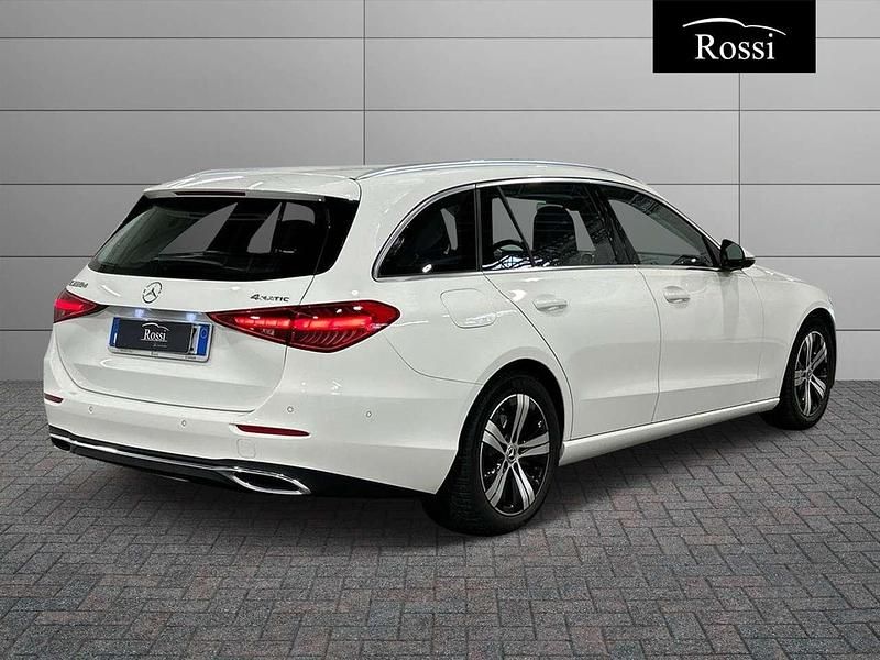 Usata Mercedes C220 200 CV (147 kW) 2023 Bianco Station wagon