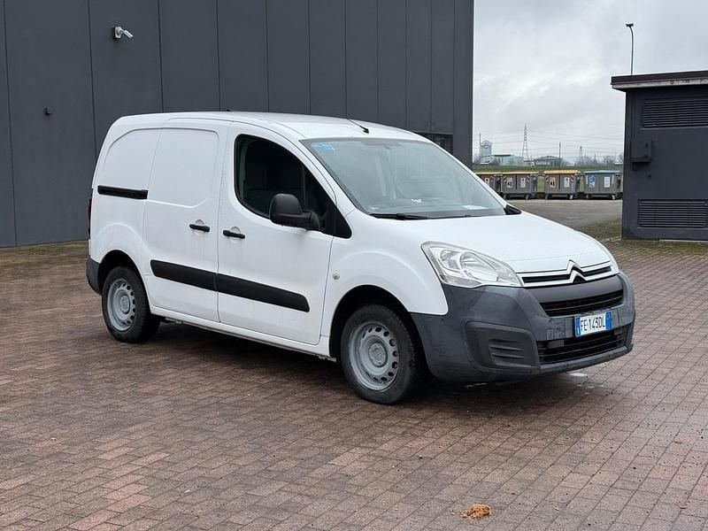Usata Citroën Berlingo Feel 99 CV (72 kW) 2016 Bianco Monovolume