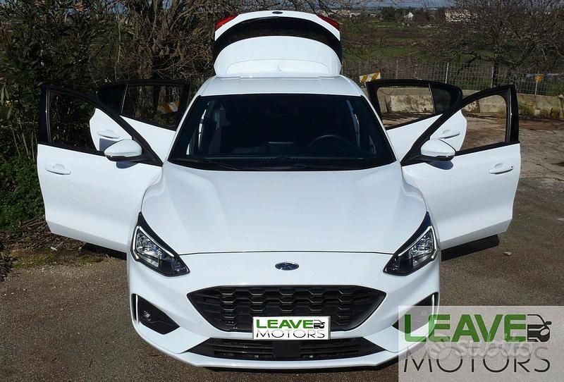 Usata Ford Focus ST-Line 120 CV (88 kW) 2020 Bianco Berlina