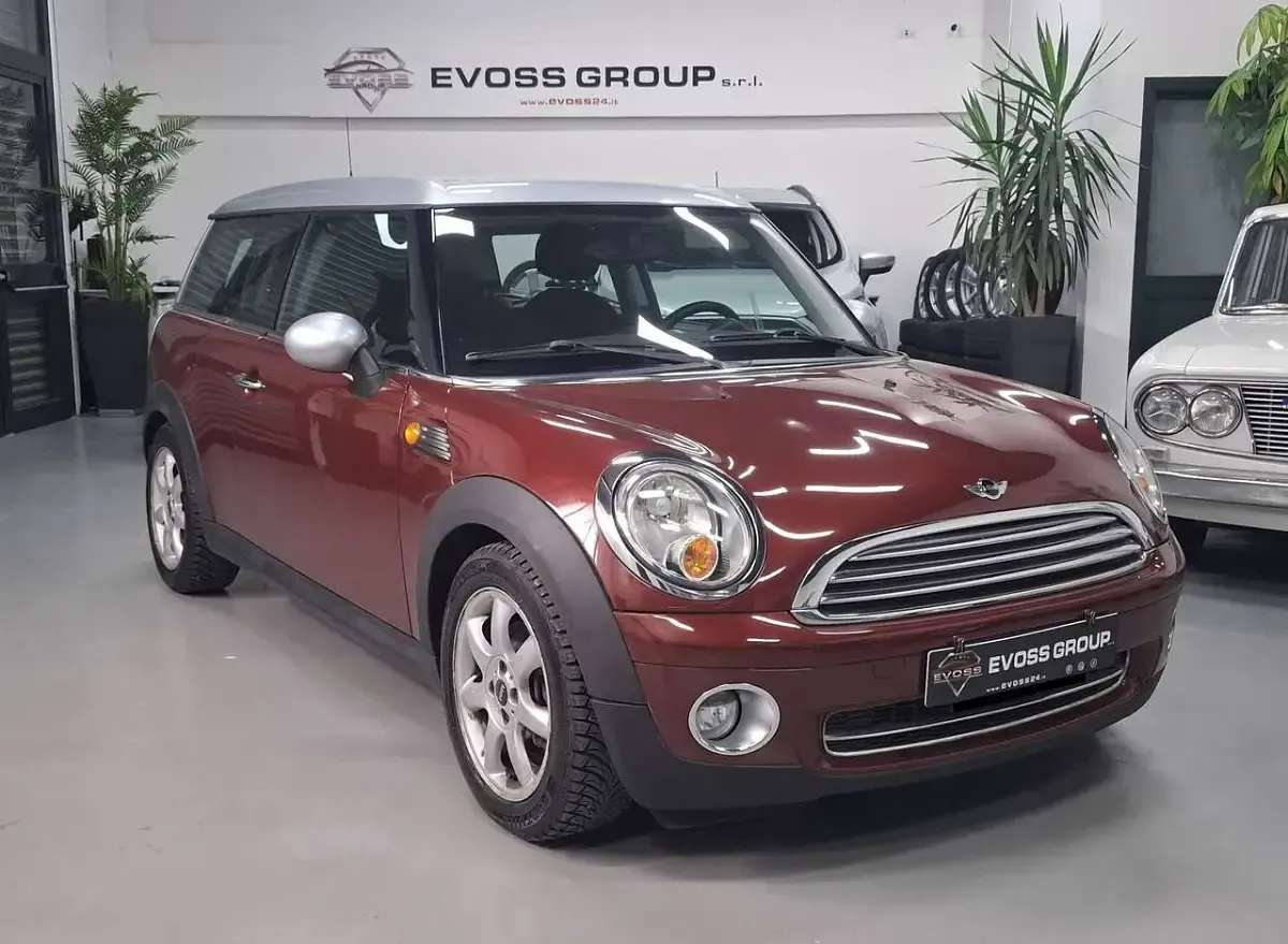 Usata Mini Cooper Clubman Chili 120 CV (88 kW) 2008 Rosso Station wagon