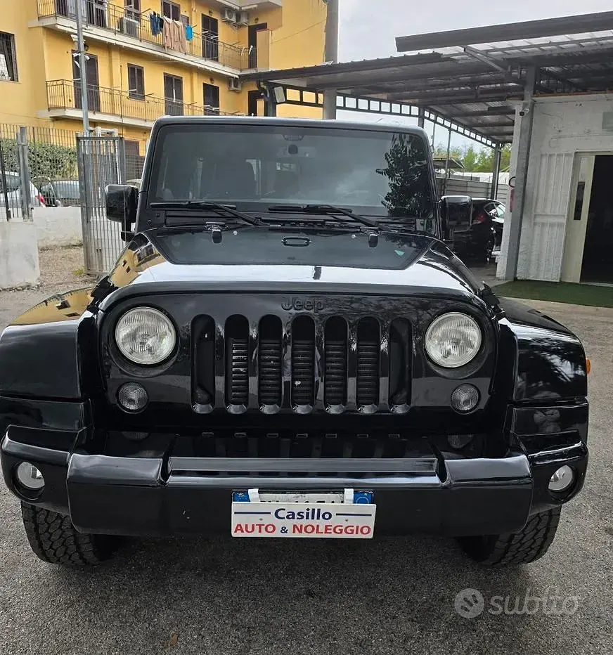 Usata Jeep Wrangler Unlimited Sahara 200 CV (147 kW) 2014 Nero SUV