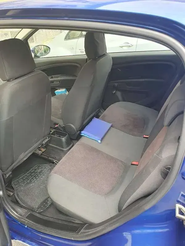 Usata Fiat Grande Punto Active 75 CV (55 kW) 2008 Blu/azzurro Utilitaria