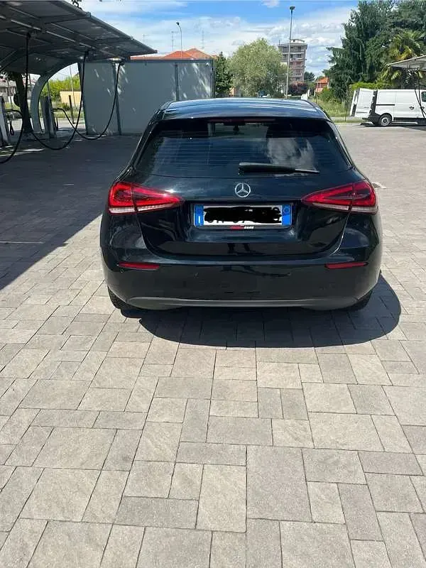 Usata Mercedes A180 Business 116 CV (85 kW) 2020 Berlina