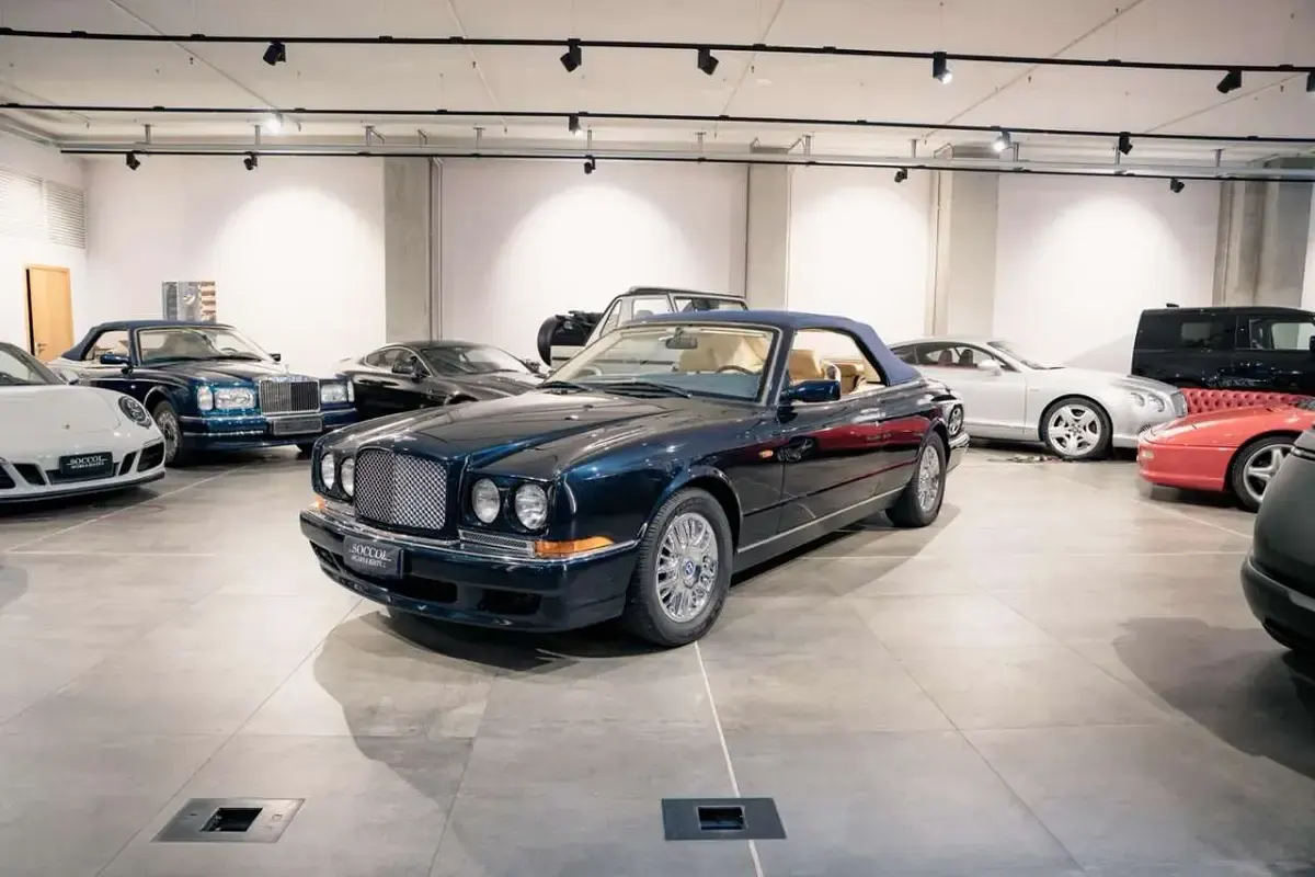 Usata Bentley Azure 407 CV (299 kW) 2000 Blu Cabrio