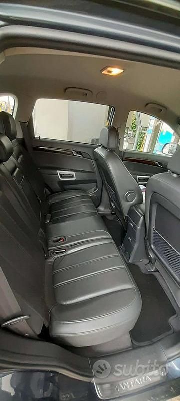 Usata Opel Antara 150 CV (110 kW) 2009 Grigio SUV