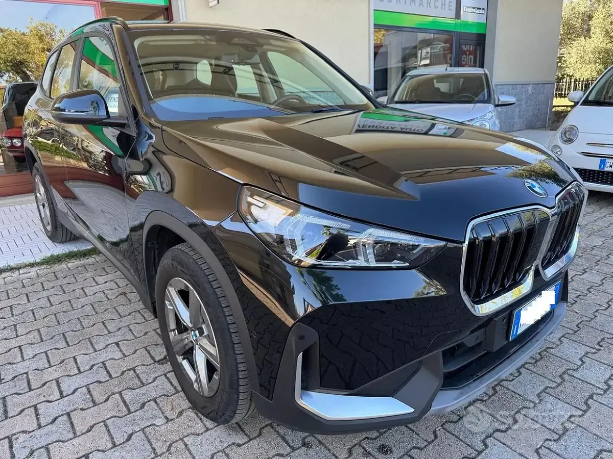 Usata BMW X1 150 CV (110 kW) 2024 Nero SUV
