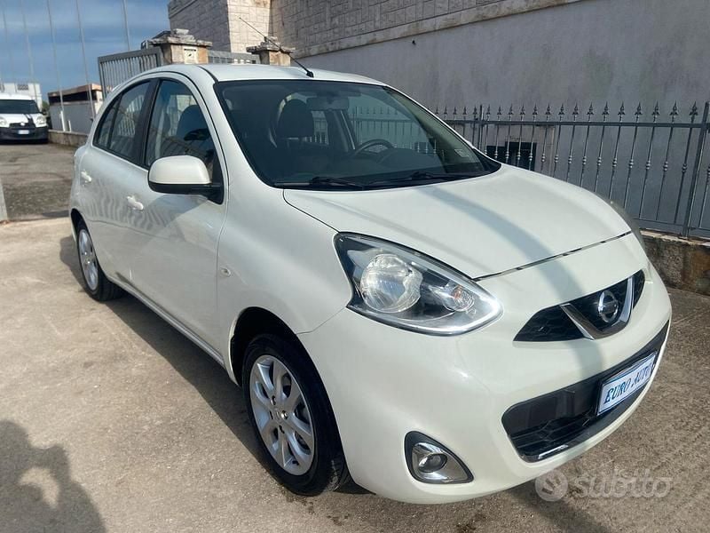 Usata Nissan Micra Acenta 80 CV (58 kW) 2015 Bianco Utilitaria