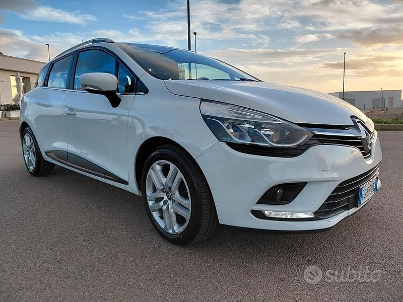 Usata Renault Clio GrandTour Life 75 CV (55 kW) 2018 Bianco Station wagon