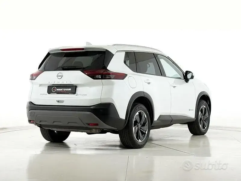 Usata Nissan X-Trail N-Connecta 213 CV (156 kW) 2025 Bianco SUV