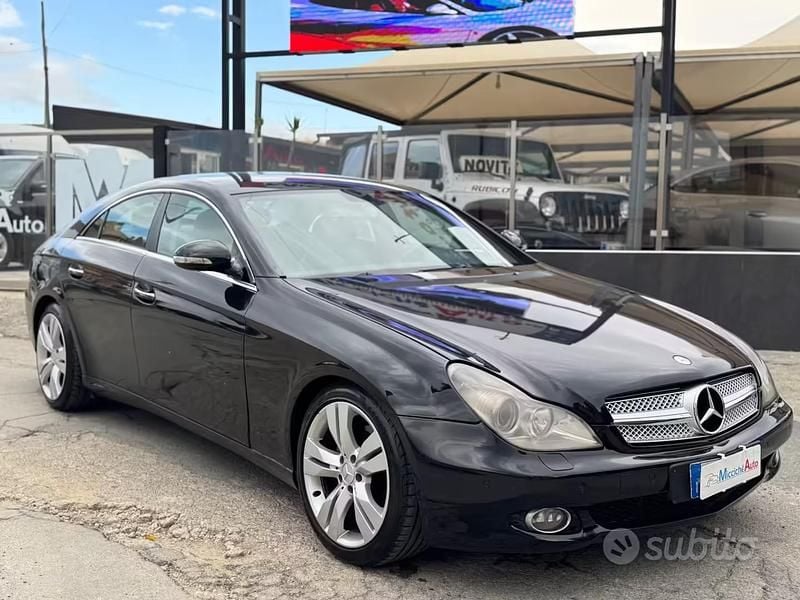 Usata Mercedes CLS320 224 CV (164 kW) 2006 Grigio Berlina
