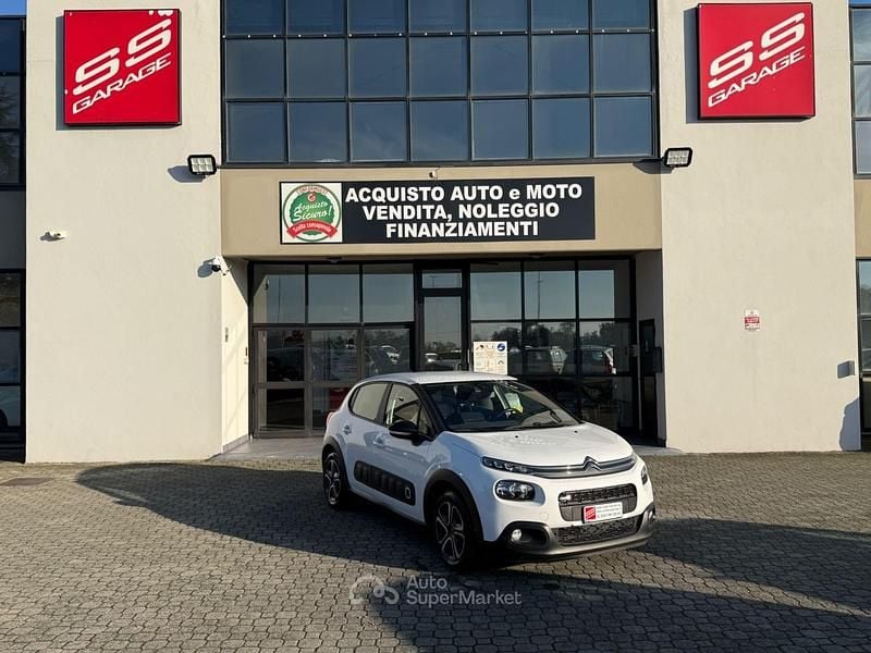 Bianco Usata 2017 Citroën C3 PureTech Tre volumi | 7900 € (Buon prezzo) - Immagine 1/4