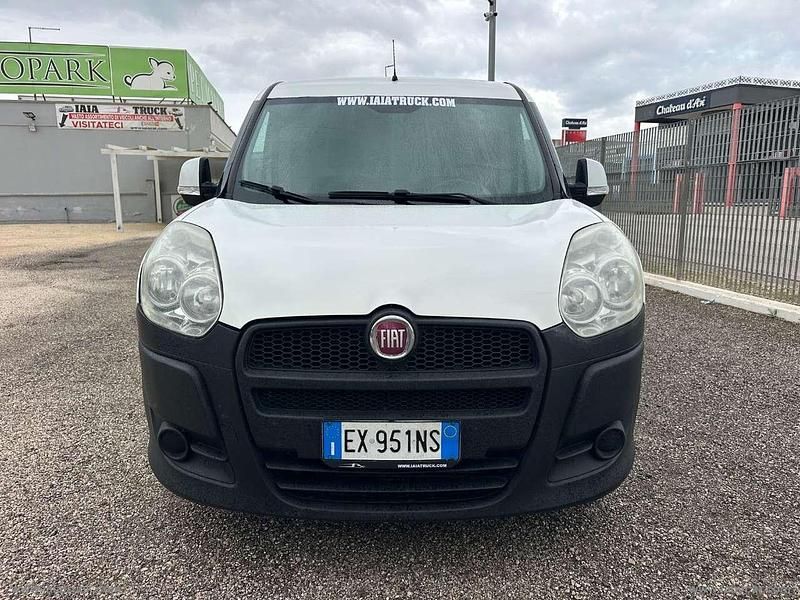 Usata Fiat Doblò 105 CV (77 kW) 2015 Other Monovolume