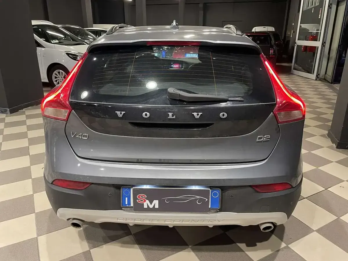 Usata Volvo V40 CC Plus 120 CV (88 kW) 2018 Grigio Station wagon