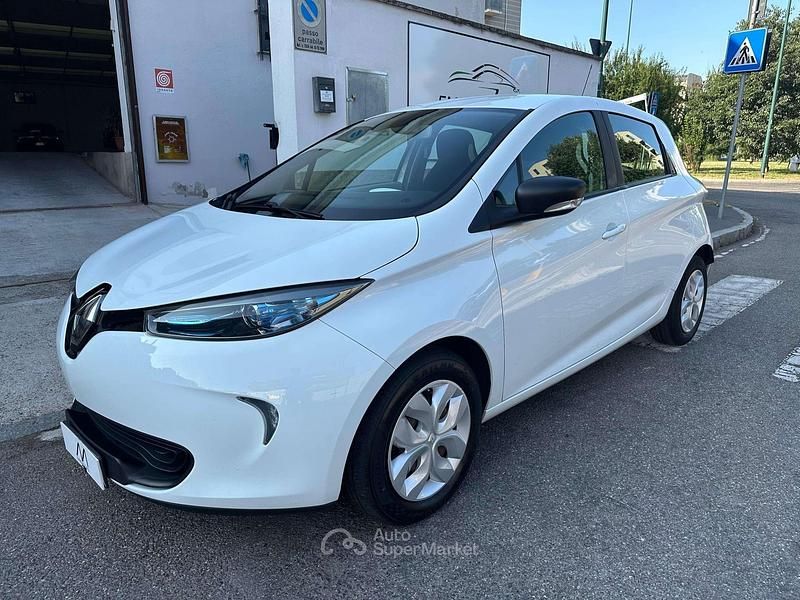 Bianco Usata 2017 Renault Zoe Life Due volumi | 6500 € (Ottimo prezzo) - Immagine 1/4