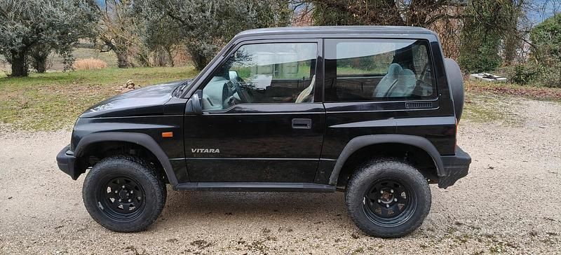 Usata Suzuki Vitara 2000 Nero Berlina