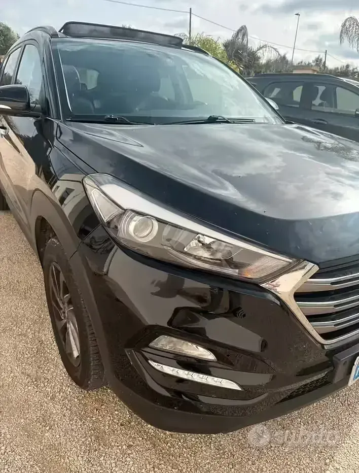 Usata Hyundai Tucson 116 CV (85 kW) 2016 Nero SUV