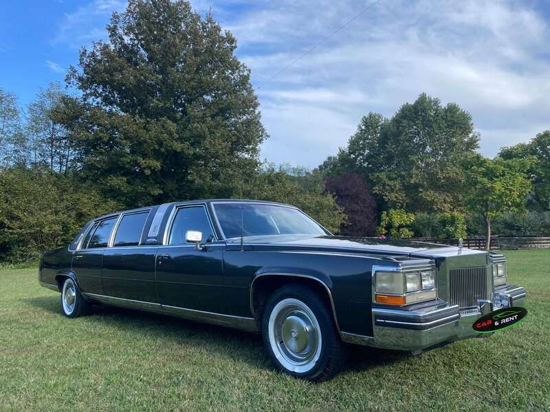 Usata Cadillac Fleetwood 170 CV (125 kW) 1990 Nero Berlina