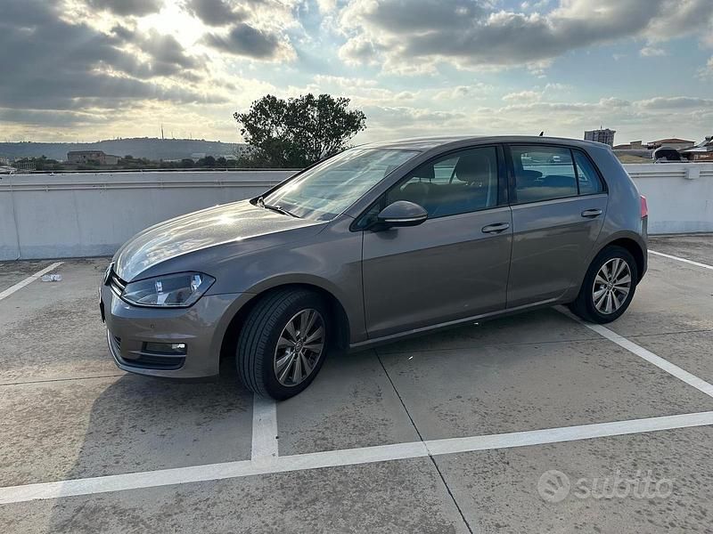 Usata VW Golf VII 110 CV (80 kW) 2018 Grigio Berlina