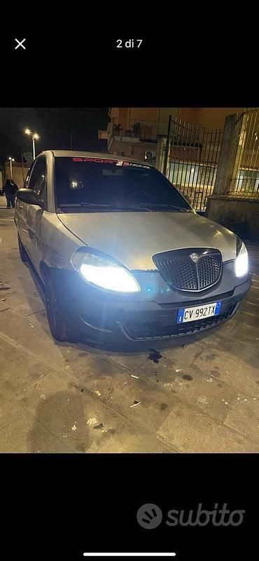 Usata Lancia Ypsilon 2005 Grigio Utilitaria