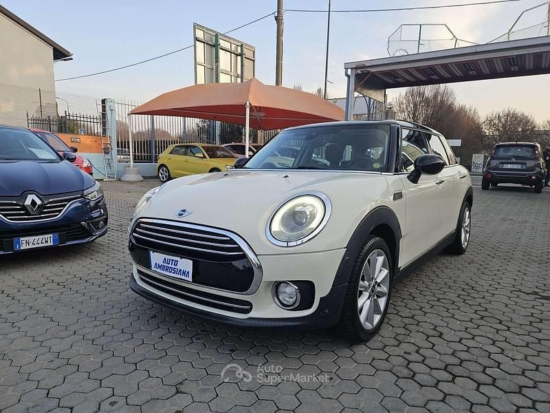 Beige Usata 2016 Mini Cooper Clubman Hype Station wagon | 13.600 € (Buon prezzo) - Immagine 1/4