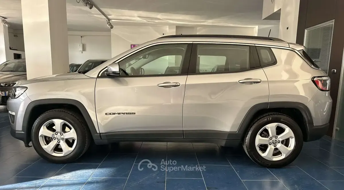 Usata Jeep Compass 120 CV (88 kW) 2019 Grigio SUV