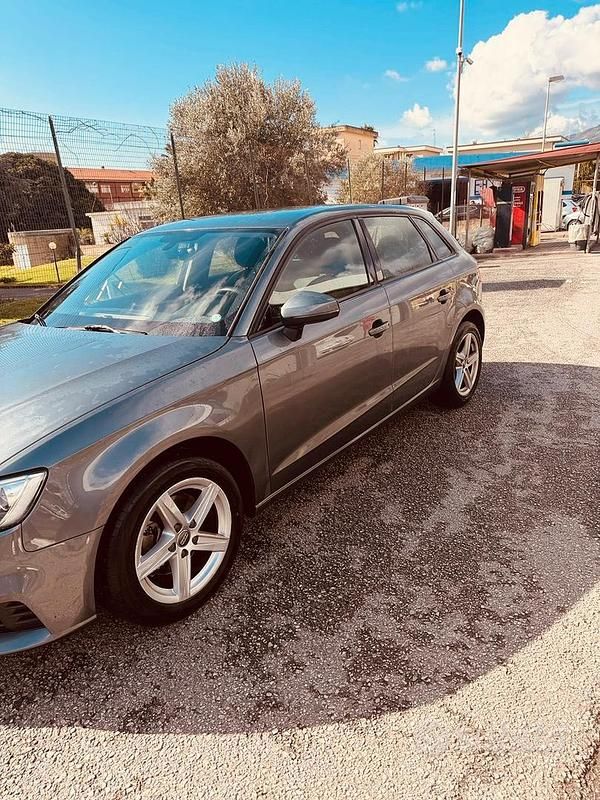 Usata Audi A3 2017 Grigio Berlina