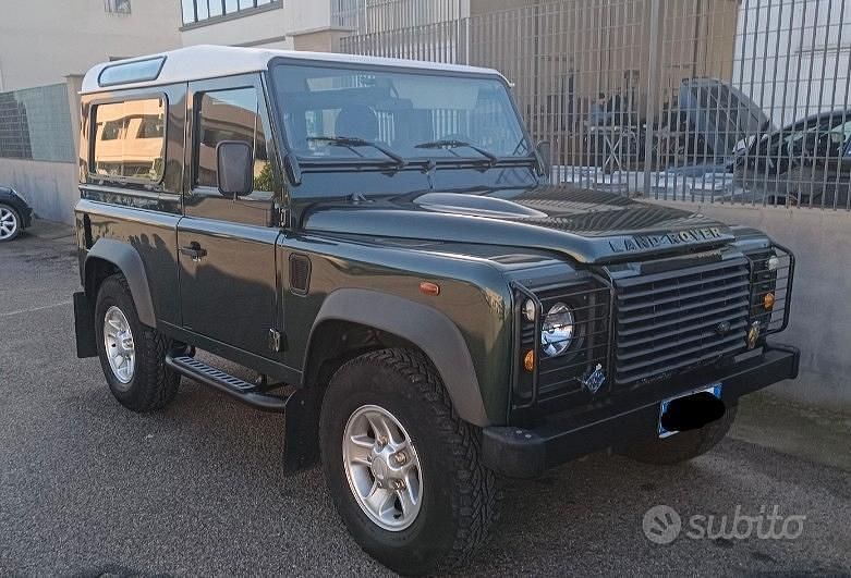 Usado Land Rover Defender 122 CV (89 kW) 2012 SUV
