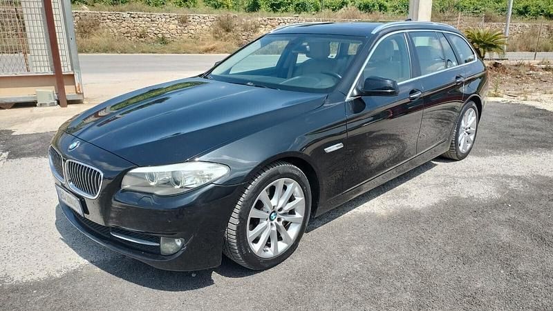 Usata BMW 525 203 CV (149 kW) 2011 Nero Station wagon