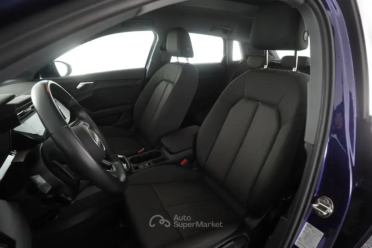 Usata Audi A3 e-tron 110 CV (80 kW) 2022 Blu Utilitaria