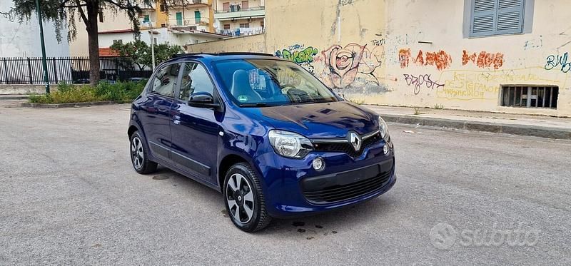 Usata Renault Twingo LIMITED 69 CV (50 kW) 2018 Viola Utilitaria