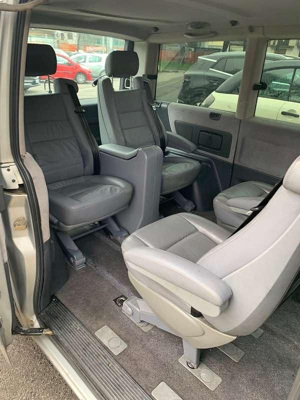 Usata Mercedes V220 122 CV (89 kW) 2000 Argento Monovolume