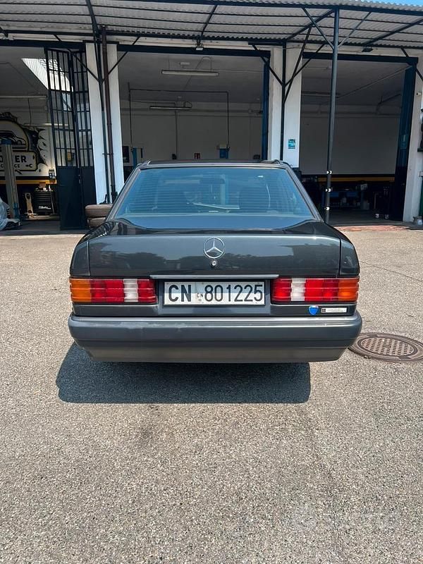 Usata Mercedes 190 1991 Berlina