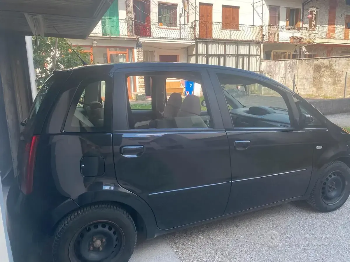 Usata Fiat Idea 95 CV (69 kW) 2005 Nero Monovolume