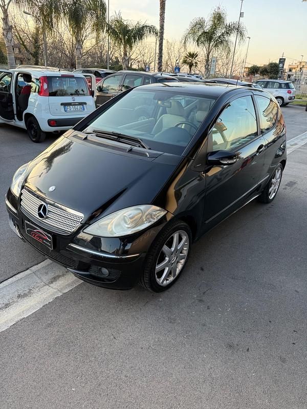 Usata Mercedes A150 Avantgarde 95 CV (69 kW) 2008 Nero Coupé