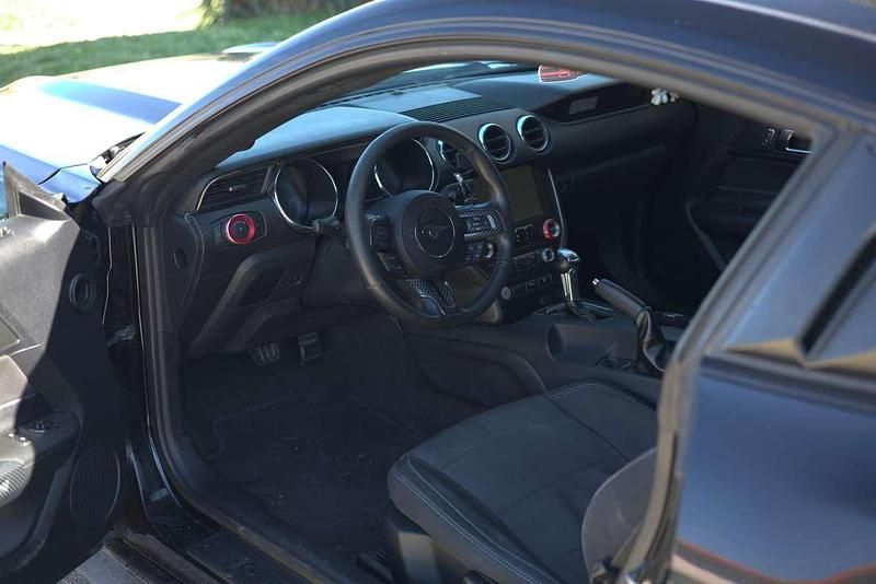 Usata Ford Mustang Fastback 305 CV (224 kW) 2016 Nero Coupé