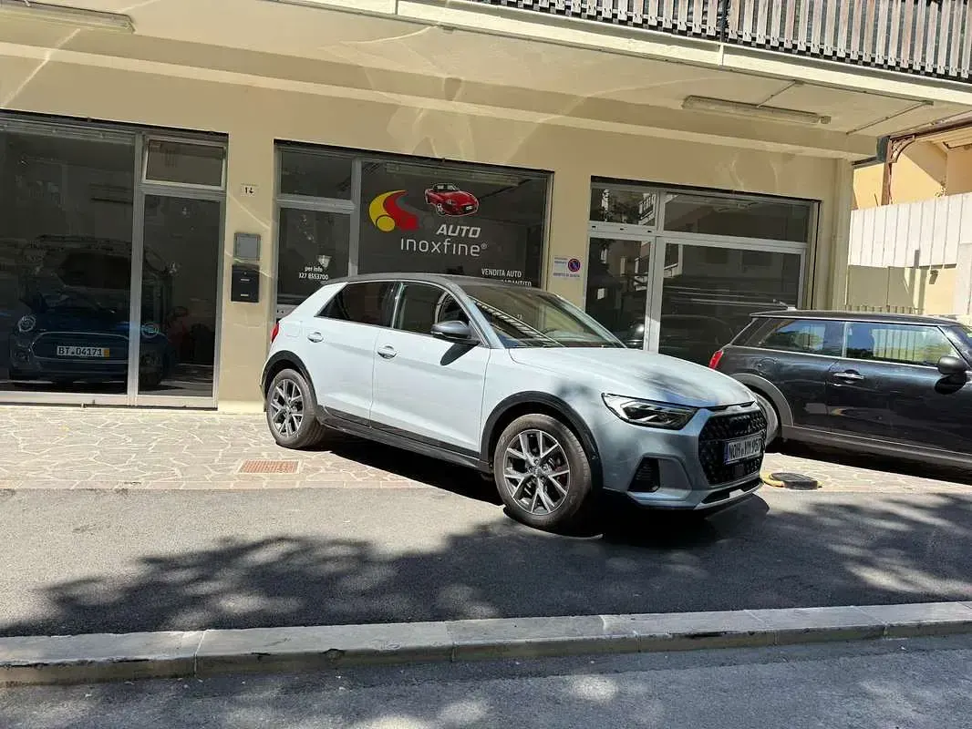 Usata Audi A1 Ambiente 116 CV (85 kW) 2020 Grigio SUV