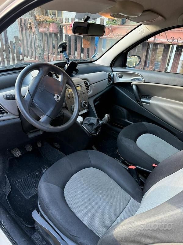 Usata Lancia Ypsilon 2005 Giallo Utilitaria