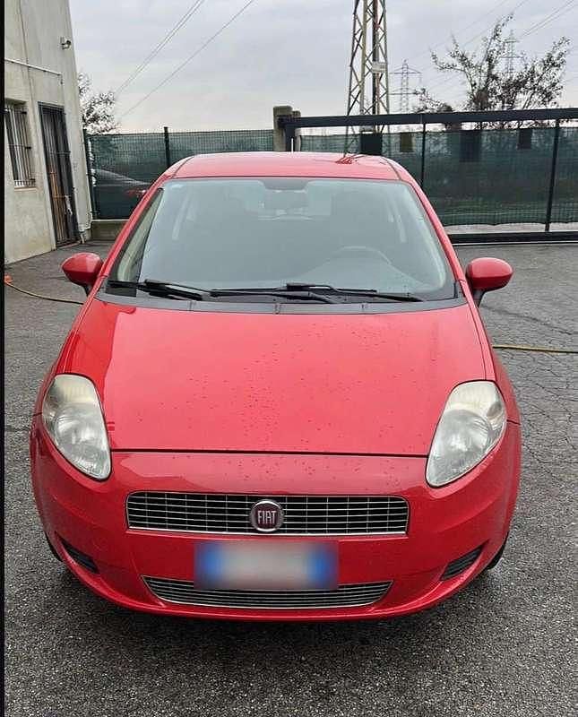 Usata Fiat Grande Punto Dynamic 95 CV (69 kW) 2009 Utilitaria