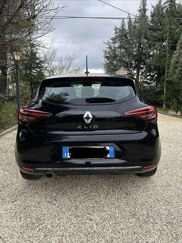 Usata Renault Clio V 101 CV (74 kW) 2020 Nero Berlina